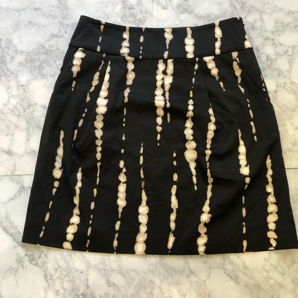 Ann Taylor Dresses & Skirts - ANN TAYLOR PETITE SKIRT WITH POCKETS